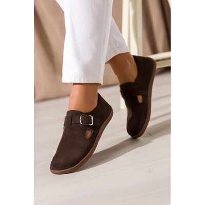 Czekoladowe Buty Barefoot Skórzane Damskie Szerokie Na Elastycznej Płaskiej Podeszwie Wycięta Cholewka Klamra Produkt Polski Casu N1261-41 Czekoladowe Buty Barefoot Skórzane Damskie Szerokie Na Elastycznej Płaskiej Podeszwie Wycięta Cholewka Klamra Produkt Polski Casu N1261-41