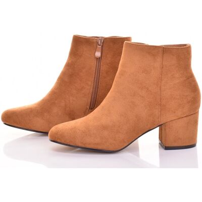 Inny producent DAMSKIE BOTKI ZAMSZOWE NA OBCASIE BRĄZOWE ZA KOSTKĘ ELEGANCKIE MODNE Inny producent DAMSKIE BOTKI ZAMSZOWE NA OBCASIE BRĄZOWE ZA KOSTKĘ ELEGANCKIE MODNE