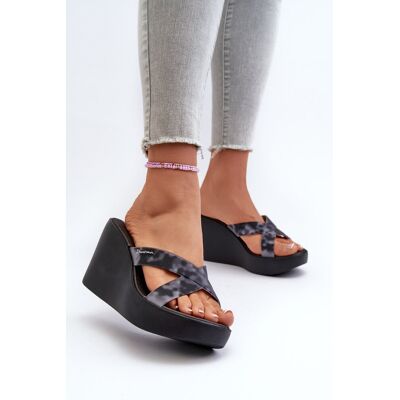 Klapki Damskie Na Koturnie 83520 Ipanema High Fashion Slide Fem Czarne-37 Klapki Damskie Na Koturnie 83520 Ipanema High Fashion Slide Fem Czarne-37