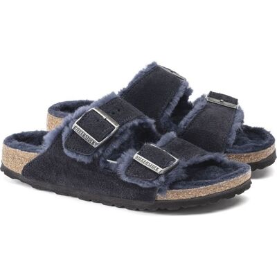 Klapki ocieplane Birkenstock Arizona VL Shearling Midnight skóra zamszowa szerokie regular (1020592) Klapki ocieplane Birkenstock Arizona VL Shearling Midnight skóra zamszowa szerokie regular (1020592)