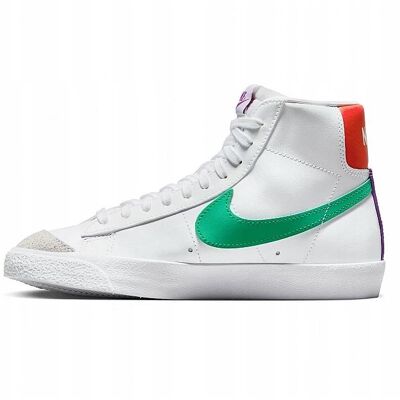 Nike Blazer Mid '77 Sneakersy Damskie Białe Streetwear CZ1055123 37,5 Nike Blazer Mid '77 Sneakersy Damskie Białe Streetwear CZ1055123 37,5