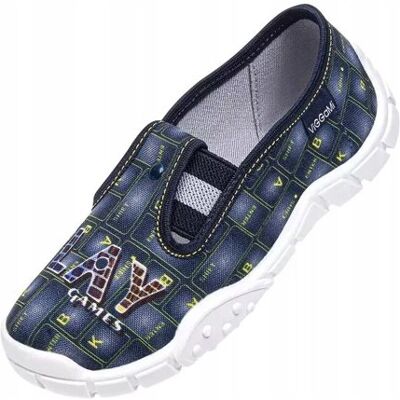 PANTOFELKI KAPCIE VIGGAMI LEO RADEK PLAY rozm. 34 PANTOFELKI KAPCIE VIGGAMI LEO RADEK PLAY rozm. 34