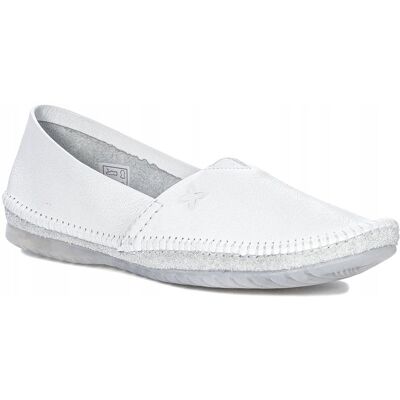 Półbuty espadryle białe damskie Maciejka T1930-21 wsuwane skórzane r.40 Półbuty espadryle białe damskie Maciejka T1930-21 wsuwane skórzane r.40