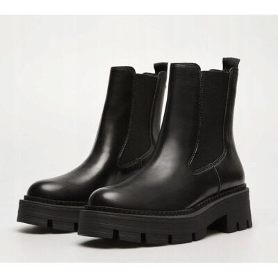 Inny producent TAMARIS BOTKI DAMSKIE CZARNE WSUWANE 40 6GA Inny producent TAMARIS BOTKI DAMSKIE CZARNE WSUWANE 40 6GA