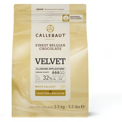 Callebaut Czekolada Biała Belgijska Velvet 32% 2,5 Kg Callebaut Czekolada Biała Belgijska Velvet 32% 2,5 Kg