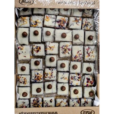 inna (Inny) Torciki Leśne Ciasto biszkoptowe z nadzieniem jagodowym Max 1.8 kg inna (Inny) Torciki Leśne Ciasto biszkoptowe z nadzieniem jagodowym Max 1.8 kg