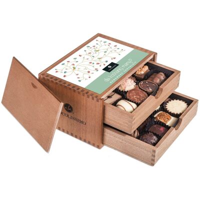 MM Brown Zestaw 20 pralinek z belgijskiej czekolady w drewnianej szkatułce z dedykacją dla mamy Prezent na Dzień Mamy 250 g MM Brown Zestaw 20 pralinek z belgijskiej czekolady w drewnianej szkatułce z dedykacją dla mamy Prezent na Dzień Mamy 250 g