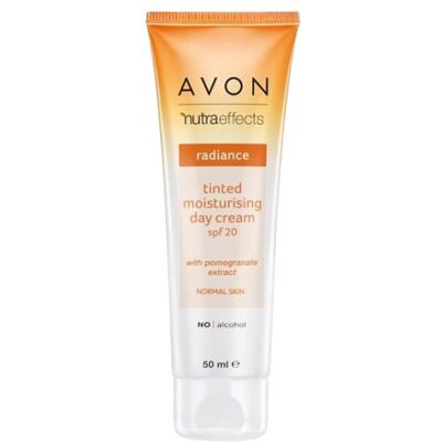 Avon Nutra Effects Radiance tonujący krem nawilżający SPF 20 50 ml Avon Nutra Effects Radiance tonujący krem nawilżający SPF 20 50 ml