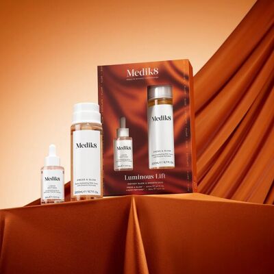 Medik8 Luminous Lift - zestaw rozświetlający i wygładzający skórę Medik8 Luminous Lift - zestaw rozświetlający i wygładzający skórę