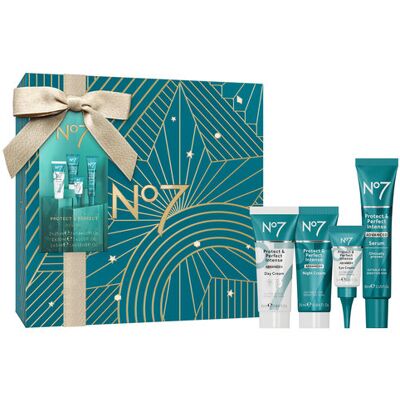 No7 Protect And Perfect Set No7 Protect And Perfect Set