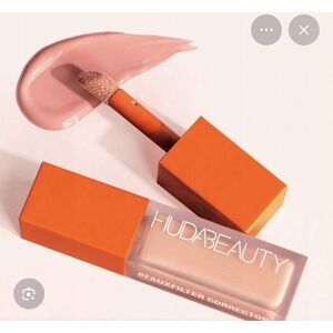 Korektor HUDA BEAUTY odcień peach light Korektor HUDA BEAUTY odcień peach light