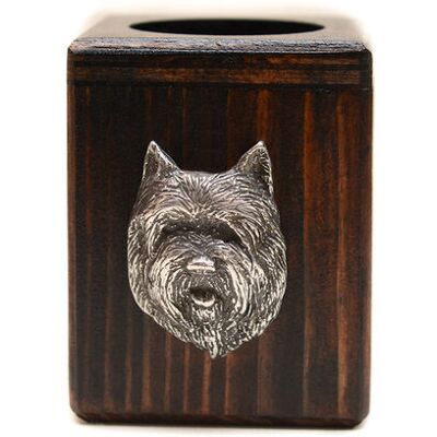 Cairn Terrier II - drewniany świecznik z psem, unikatowa pamiątka po utracie psa, rękodzieło marki Art-Dog Cairn Terrier II - drewniany świecznik z psem, unikatowa pamiątka po utracie psa, rękodzieło marki Art-Dog