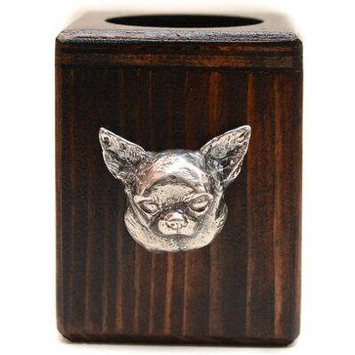 Chihuahua Krótkowłosy - Drewniany Świecznik Z Psem, Unikatowa Pamiątka Po Utracie Psa, Rękodzieło Marki Art-Dog Chihuahua Krótkowłosy - Drewniany Świecznik Z Psem, Unikatowa Pamiątka Po Utracie Psa, Rękodzieło Marki Art-Dog