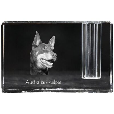 Owczarek australijski kelpie - stojak na długopis, kryształowy organizer ze zdjęciem psa, unikatowa ozdoba biurka marki Art-Dog Owczarek australijski kelpie - stojak na długopis, kryształowy organizer ze zdjęciem psa, unikatowa ozdoba biurka marki Art-Dog