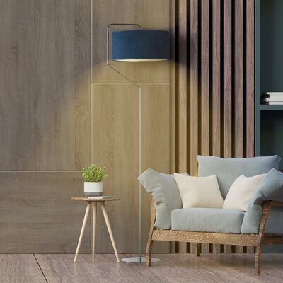 Srebrna lampa stojąca podłogowa do salonu, Lysne, Tesallia Velur, Granatowy Srebrna lampa stojąca podłogowa do salonu, Lysne, Tesallia Velur, Granatowy