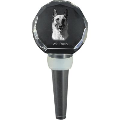 Malinois Owczarek belgijski - kryształowa zatyczka do butelki, wyjątkowy korek do wina ze zdjęciem, personalizowany prezent dla sommeliera marki Art.. Malinois Owczarek belgijski - kryształowa zatyczka do butelki, wyjątkowy korek do wina ze zdjęciem, personalizowany prezent dla sommeliera marki Art..