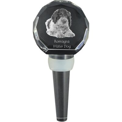 Romański pies wodny - kryształowa zatyczka do butelki, wyjątkowy korek do wina ze zdjęciem, personalizowany prezent dla sommeliera marki Art-Dog Romański pies wodny - kryształowa zatyczka do butelki, wyjątkowy korek do wina ze zdjęciem, personalizowany prezent dla sommeliera marki Art-Dog