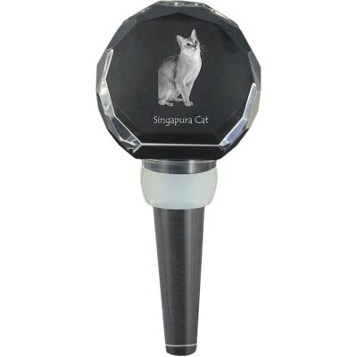 Singapura - kryształowa zatyczka do butelki z kotem, wyjątkowy korek do wina ze zdjęciem, personalizowany prezent dla sommeliera marki Art-Dog Singapura - kryształowa zatyczka do butelki z kotem, wyjątkowy korek do wina ze zdjęciem, personalizowany prezent dla sommeliera marki Art-Dog