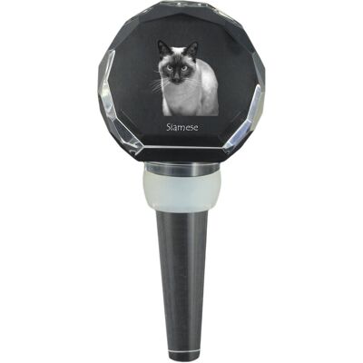 Syjamski - kryształowa zatyczka do butelki z kotem, wyjątkowy korek do wina ze zdjęciem, personalizowany prezent dla sommeliera marki Art-Dog Syjamski - kryształowa zatyczka do butelki z kotem, wyjątkowy korek do wina ze zdjęciem, personalizowany prezent dla sommeliera marki Art-Dog