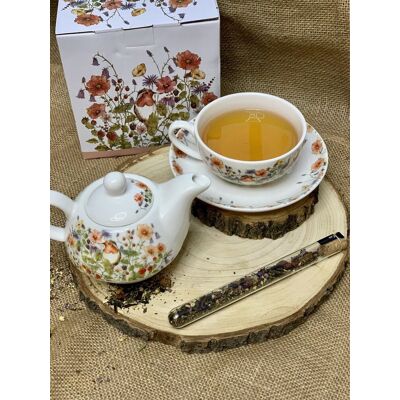 Dzbanek do herbaty porcelanowy z filiżanką i spodkiem DUO WILD BIRD 350 ml Dzbanek do herbaty porcelanowy z filiżanką i spodkiem DUO WILD BIRD 350 ml
