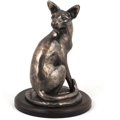 Kot egipski Mau - statuetka kota, figurka do biura, trofeum na wystawę kotów marki Art-Dog Kot egipski Mau - statuetka kota, figurka do biura, trofeum na wystawę kotów marki Art-Dog