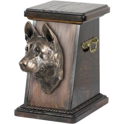 Owczarek niemiecki, Alsatian - skrzynia pamiątkowa psa, elegancka skrzynia ze statuetką, pamiątkowa skrzynia z popiersiem psa marki Art-Dog Owczarek niemiecki, Alsatian - skrzynia pamiątkowa psa, elegancka skrzynia ze statuetką, pamiątkowa skrzynia z popiersiem psa marki Art-Dog