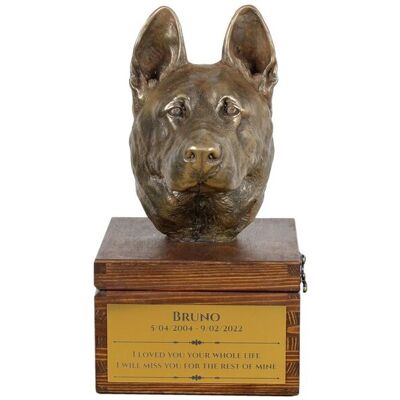 Owczarek niemiecki, Alsatian - skrzynia pamiątkowa psa ze statuetką, mała skrzynia dla psa, personalizowana skrzynia z popiersiem psa marki Art-Dog Owczarek niemiecki, Alsatian - skrzynia pamiątkowa psa ze statuetką, mała skrzynia dla psa, personalizowana skrzynia z popiersiem psa marki Art-Dog
