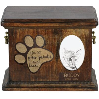 Savannah - skrzynia pamiątkowa kota, skrzynia dla kota ze zdjęciem, personalizowane pudełko na kocie pamiątki marki Art-Dog Savannah - skrzynia pamiątkowa kota, skrzynia dla kota ze zdjęciem, personalizowane pudełko na kocie pamiątki marki Art-Dog