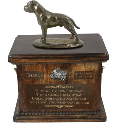 Staffordshire Bull Terrier, Staffik, Staffi - skrzynia pamiątkowa psa, skrzynia ze statuetką, personalizowana skrzynia na psie pamiątki marki Art-Dog Staffordshire Bull Terrier, Staffik, Staffi - skrzynia pamiątkowa psa, skrzynia ze statuetką, personalizowana skrzynia na psie pamiątki marki Art-Dog
