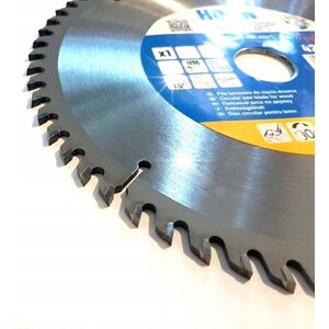 Inny producent TARCZA DO DREWNA 550x30 mm 80 zebow PIŁA TARCZOWA DO KRAJEZGI CIĘCIA DRZEWA Inny producent TARCZA DO DREWNA 550x30 mm 80 zebow PIŁA TARCZOWA DO KRAJEZGI CIĘCIA DRZEWA