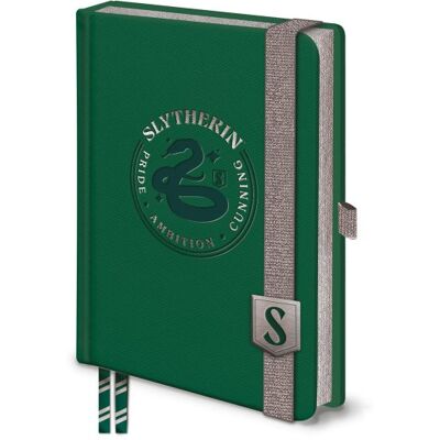 Pyramid Notes A5 z gumką Harry Potter Slytherin 96 kartek w linie w twardej oprawie Pyramid Notes A5 z gumką Harry Potter Slytherin 96 kartek w linie w twardej oprawie