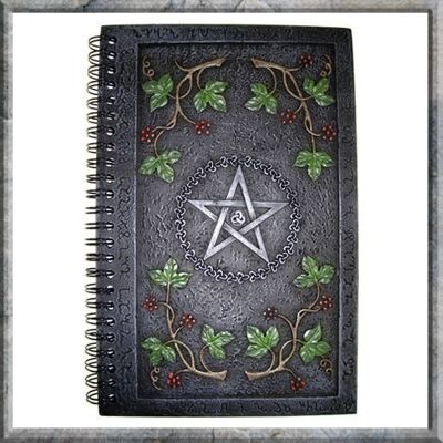 Nemesis Now zeszyt WICCAN BOOK OF SHADOWS Nemesis Now zeszyt WICCAN BOOK OF SHADOWS