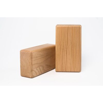 Inny producent Klocki dębowe do jogi - 2 sztuki - lakierowane Inny producent Klocki dębowe do jogi - 2 sztuki - lakierowane