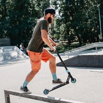 Yulinland Profesjonalna hulajnoga wyczynowa, Tretroller do trików freestyle, aluminium, metal, sztuczna skóra, dla dzieci i dorosłych, zielona Yulinland Profesjonalna hulajnoga wyczynowa, Tretroller do trików freestyle, aluminium, metal, sztuczna skóra, dla dzieci i dorosłych, zielona