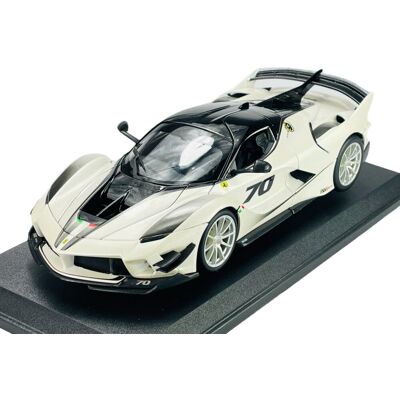 BBURAGO FERRARI FXX K EVO BIAŁY 1:18 16012 BBURAGO FERRARI FXX K EVO BIAŁY 1:18 16012