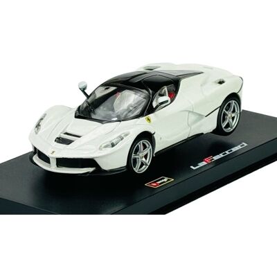 Bburago Ferrari Laferrari Signature Series Biały 1:43 36902 + Gablotka Bburago Ferrari Laferrari Signature Series Biały 1:43 36902 + Gablotka