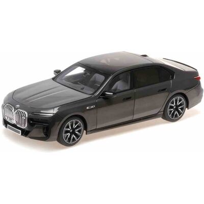 Bmw I7 M70 (G70) Gey Metallic 2024 ,1:18 Minichamps 110023700 Bmw I7 M70 (G70) Gey Metallic 2024 ,1:18 Minichamps 110023700