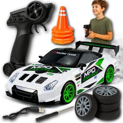 inna (Inny) NISSAN GTR NISMO SAMOCHÓD ZDALNIE STEROWANY RC DO DRIFTU 4X4 30KM/H PREZENT inna (Inny) NISSAN GTR NISMO SAMOCHÓD ZDALNIE STEROWANY RC DO DRIFTU 4X4 30KM/H PREZENT