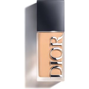 Christian Dior Dior Forever Skin Wear długotrwały podkład matujący SPF 20 odcień 2 Warm 30 ml Christian Dior Dior Forever Skin Wear długotrwały podkład matujący SPF 20 odcień 2 Warm 30 ml