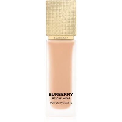 Burberry Beyond Wear Perfecting Matte Foundation podkład w płynie z matowym wykończeniem odcień Light Neutral 45 30 ml Burberry Beyond Wear Perfecting Matte Foundation podkład w płynie z matowym wykończeniem odcień Light Neutral 45 30 ml