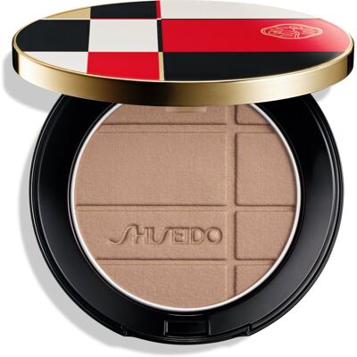 Shiseido Color + Glow Enhancer wielozadaniowy kosmetyk do makijażu oczu i twarzy odcień 08 Greige Topaz 7 g Shiseido Color + Glow Enhancer wielozadaniowy kosmetyk do makijażu oczu i twarzy odcień 08 Greige Topaz 7 g