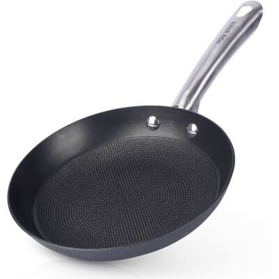 NAVA Patelnia żeliwna ATLAS 20 cm NAVA Patelnia żeliwna ATLAS 20 cm