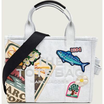 Marc Jacobs Jeansowa shopperka The Camp Patchwork Denim Medium Tote Bag błękitny OS Marc Jacobs Jeansowa shopperka The Camp Patchwork Denim Medium Tote Bag błękitny OS