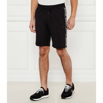 Guess ACTIVE Szorty ARLO Regular Fit czarny M Guess ACTIVE Szorty ARLO Regular Fit czarny M