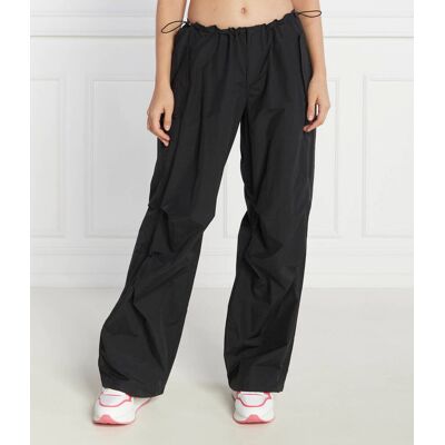 Tommy Jeans Spodnie Relaxed fit czarny M Tommy Jeans Spodnie Relaxed fit czarny M