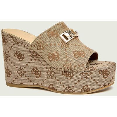 Guess Koturny EVENZA z dodatkiem skóry beżowy 40 Guess Koturny EVENZA z dodatkiem skóry beżowy 40