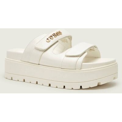 Guess Klapki FAXON kremowy 40 Guess Klapki FAXON kremowy 40