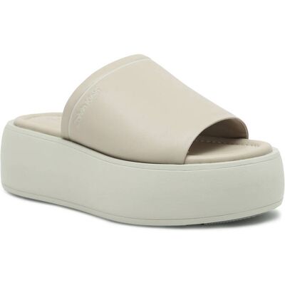 Calvin Klein Skórzane klapki FLATFORM SLIDE LTH beżowy 39 Calvin Klein Skórzane klapki FLATFORM SLIDE LTH beżowy 39