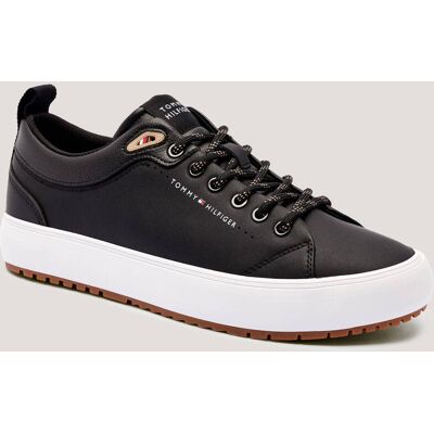 Tommy Hilfiger Sneakersy VULC z dodatkiem skóry czarny 45 Tommy Hilfiger Sneakersy VULC z dodatkiem skóry czarny 45