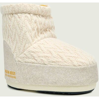 Moon Boot Śniegowce ICON LOW NOLACE KNIT Moon Boot X Guest in Residence kremowy 39/41 Moon Boot Śniegowce ICON LOW NOLACE KNIT Moon Boot X Guest in Residence kremowy 39/41